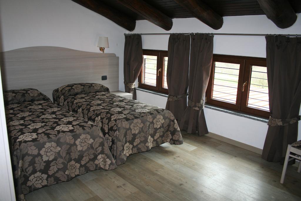 Agriturismo Cascina Del Vai Cairo Montenotte Kamer foto