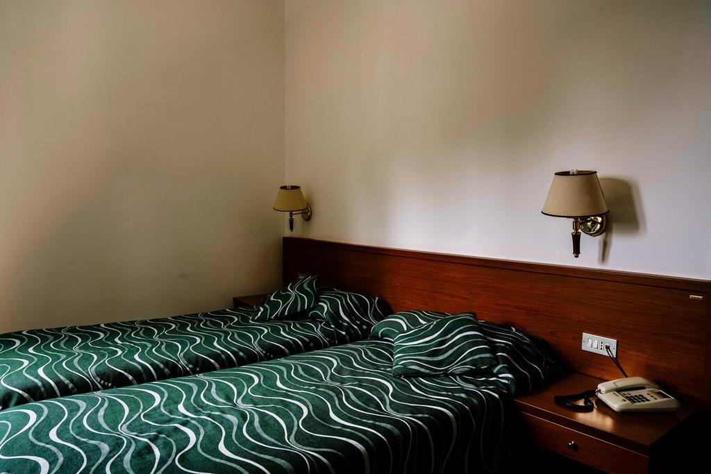 Agriturismo Cascina Del Vai Cairo Montenotte Buitenkant foto