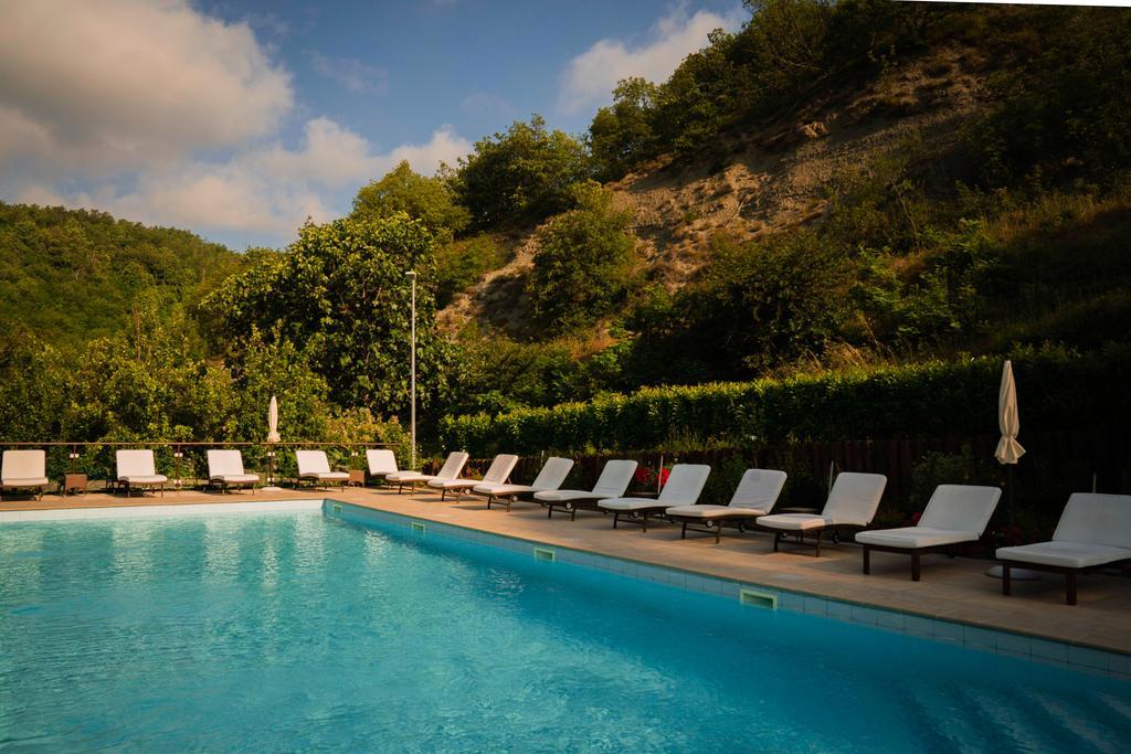 Agriturismo Cascina Del Vai Cairo Montenotte Buitenkant foto