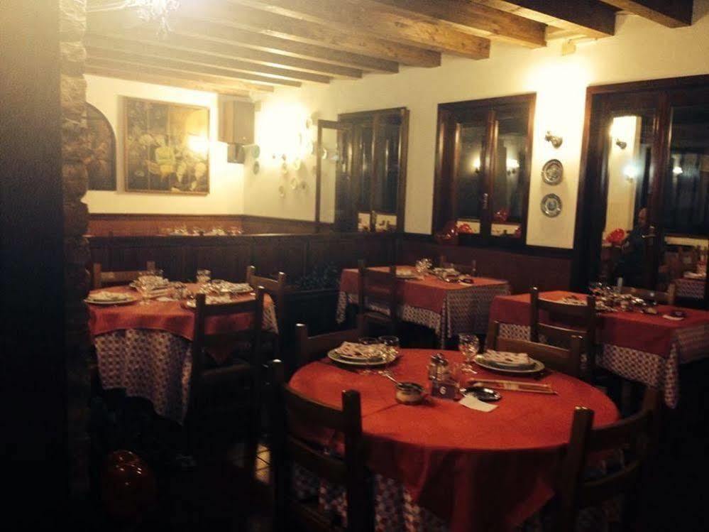 Agriturismo Cascina Del Vai Cairo Montenotte Buitenkant foto